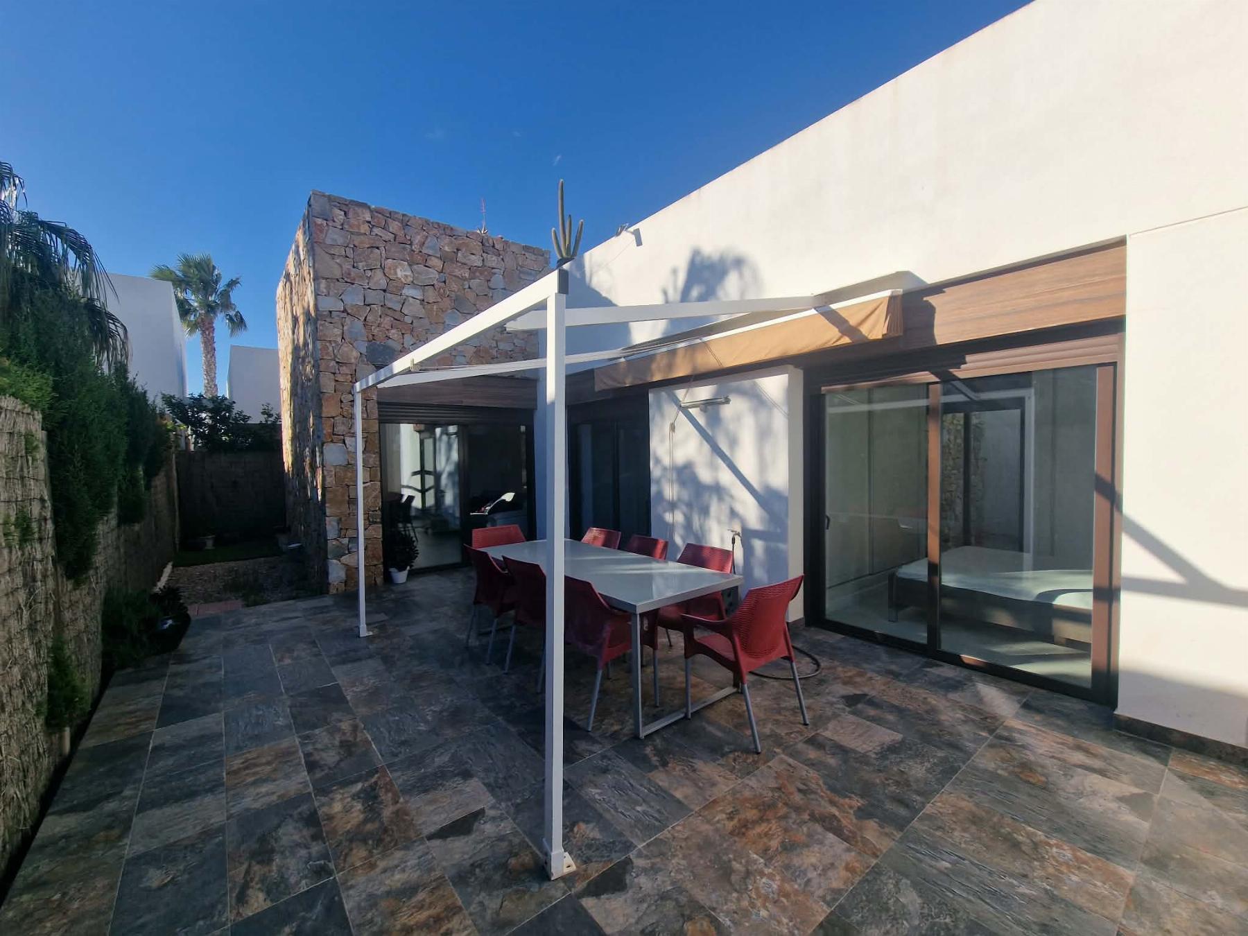 Venta de chalet en Orihuela Costa