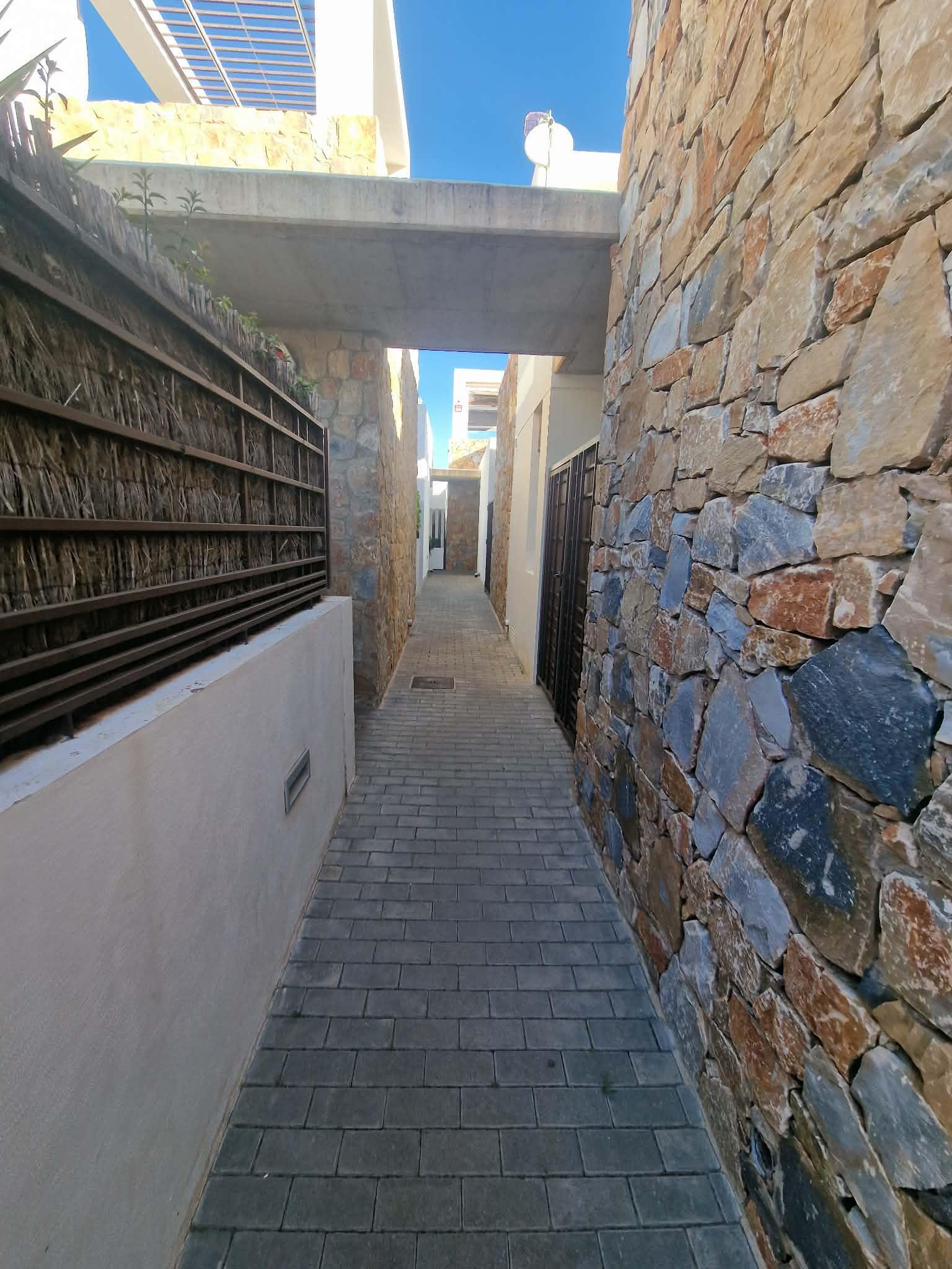 Venta de chalet en Orihuela Costa