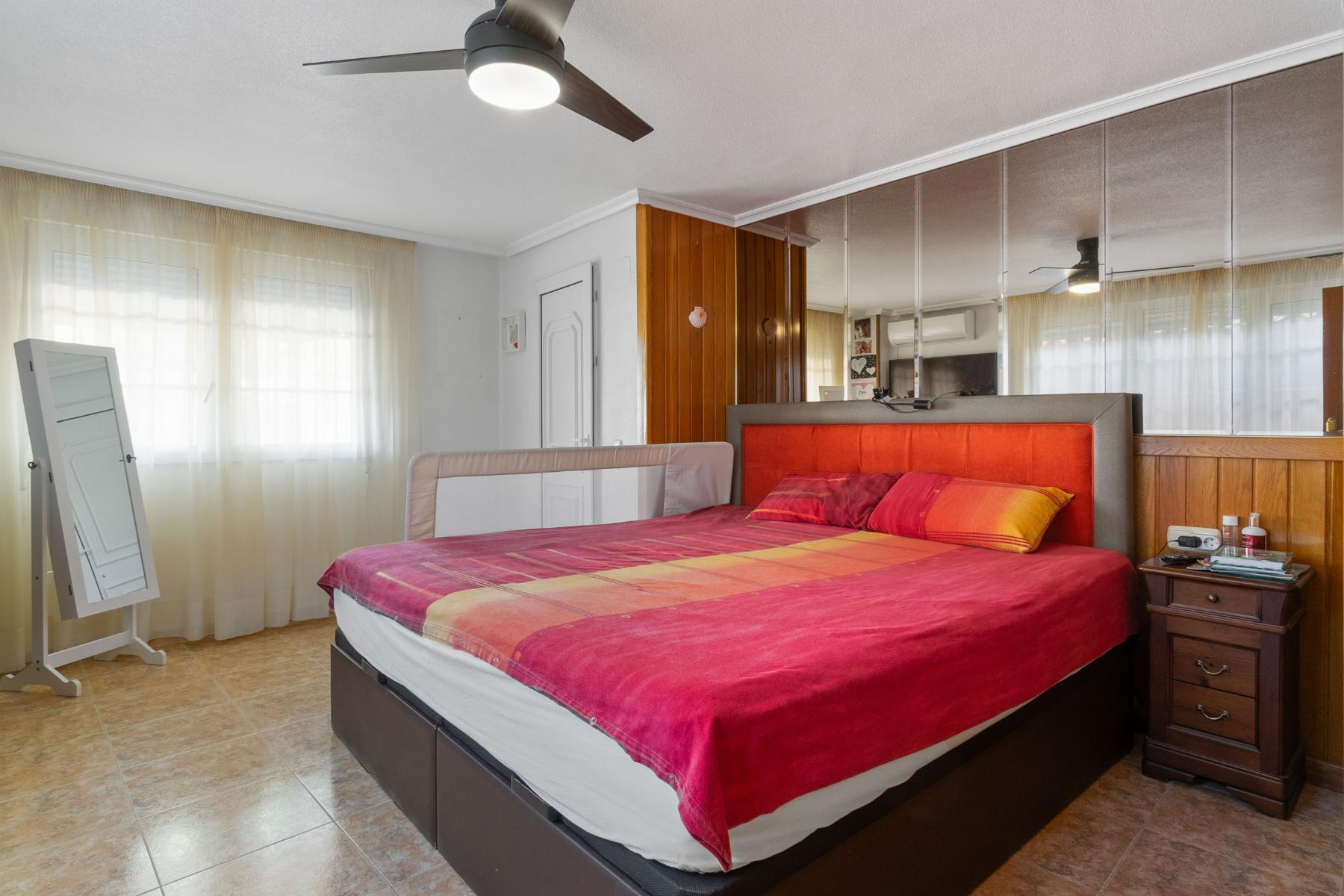 Venta de chalet en Torrevieja