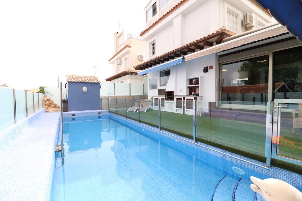 Venta de chalet en Orihuela Costa