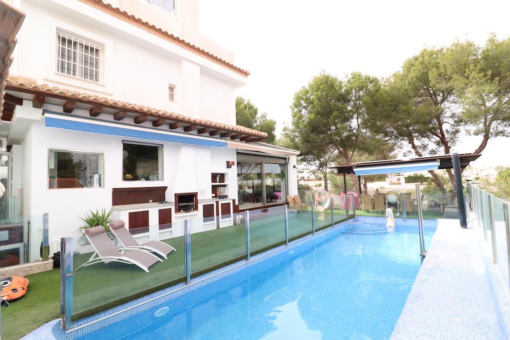 Venta de chalet en Orihuela Costa