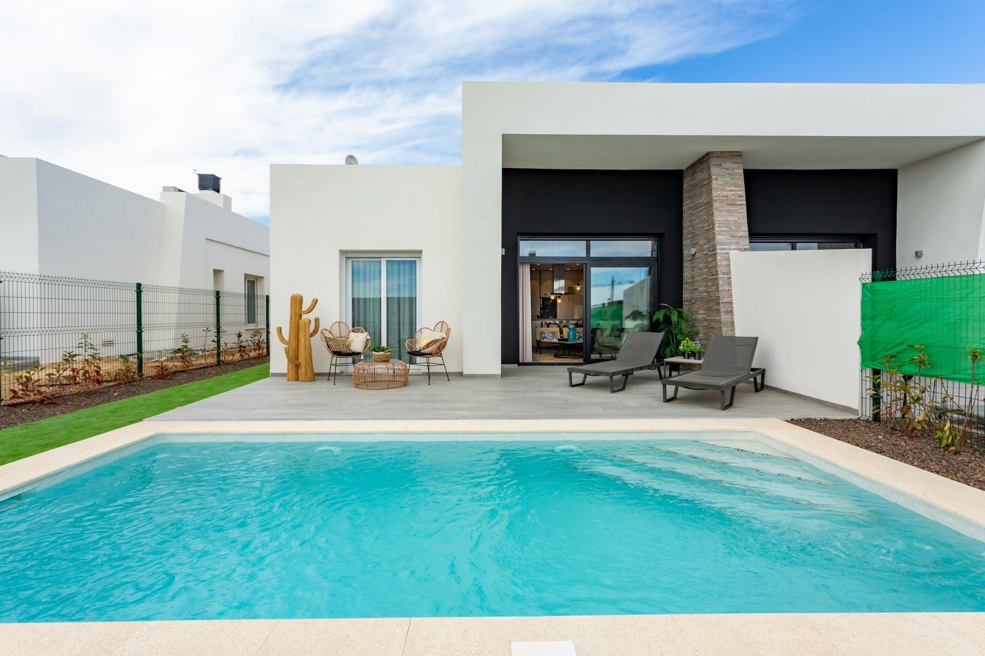 Venta de villa en Algorfa