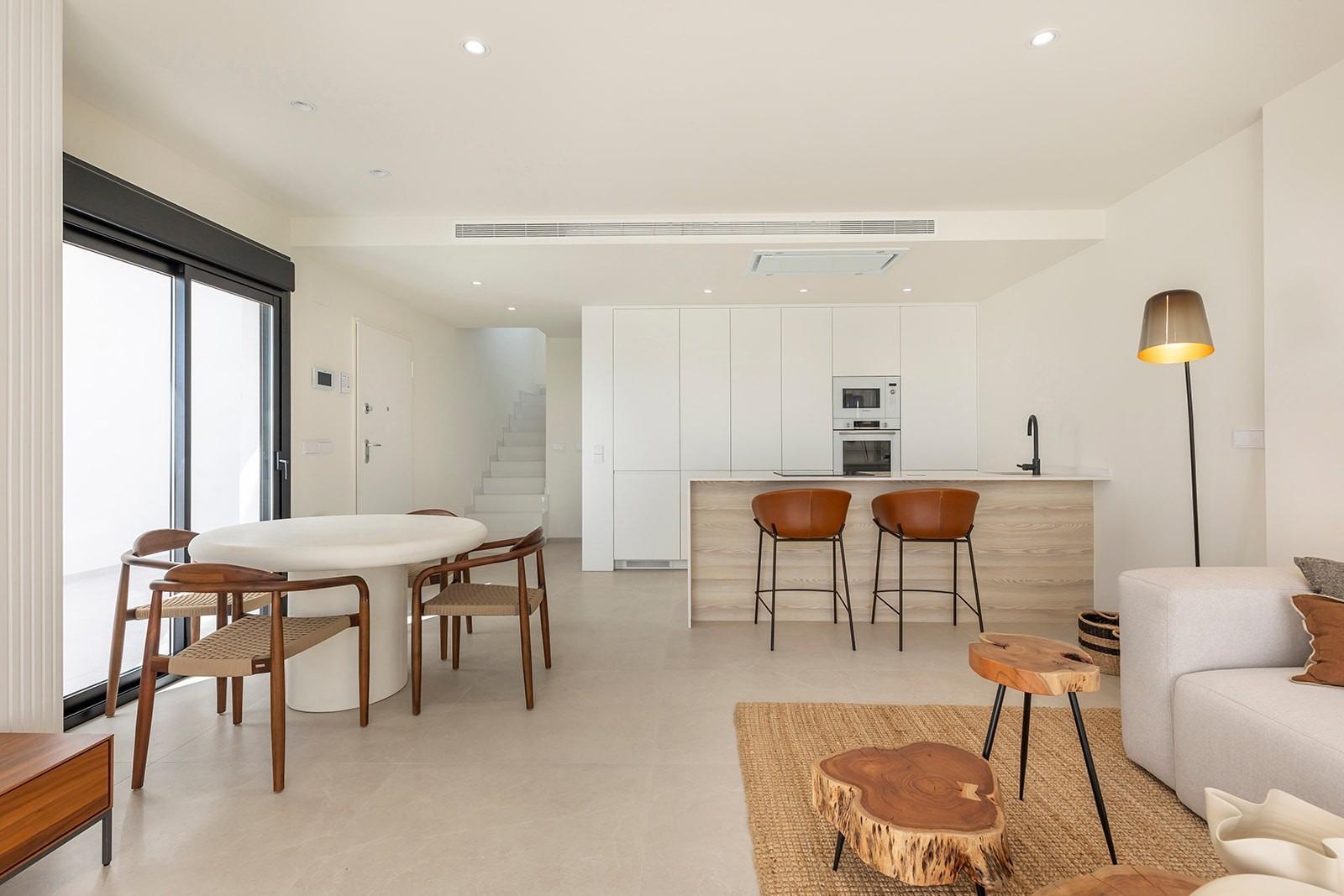 Venta de villa en Los Alcazares