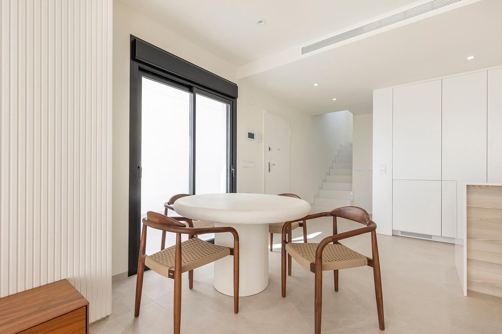 Venta de villa en Los Alcazares