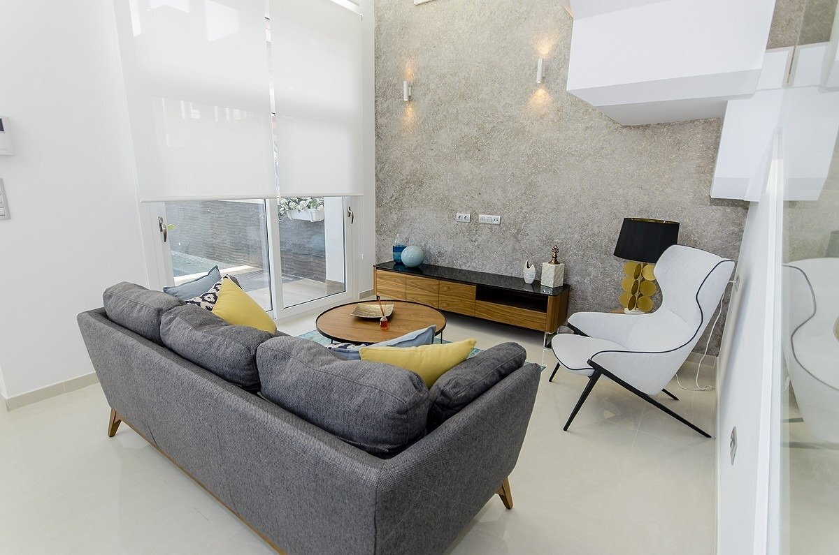 Venta de villa en Los Montesinos