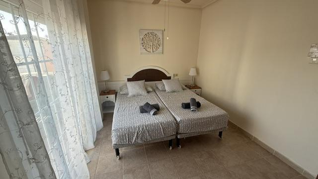 Venta de chalet en Baños y Mendigo