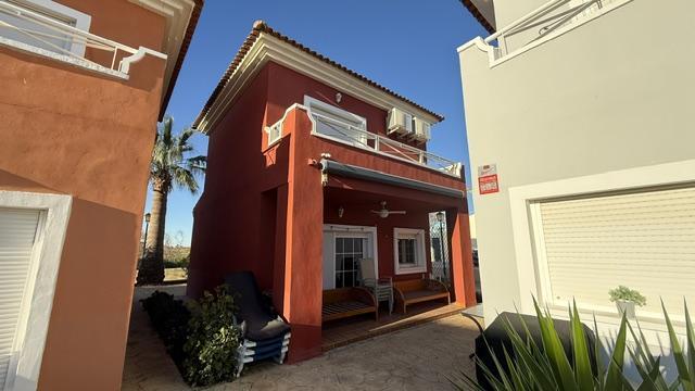 Venta de chalet en Baños y Mendigo
