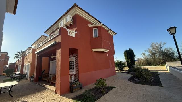 Venta de chalet en Baños y Mendigo