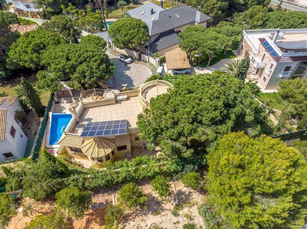 Venta de villa en Orihuela Costa