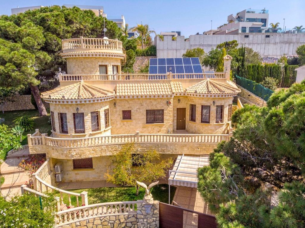 Venta de villa en Orihuela Costa