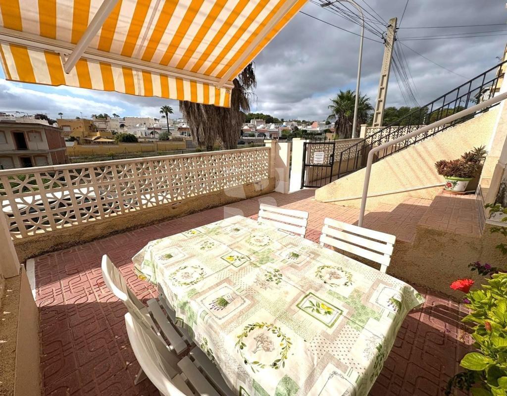 Venta de bungalow en San Miguel de Salinas