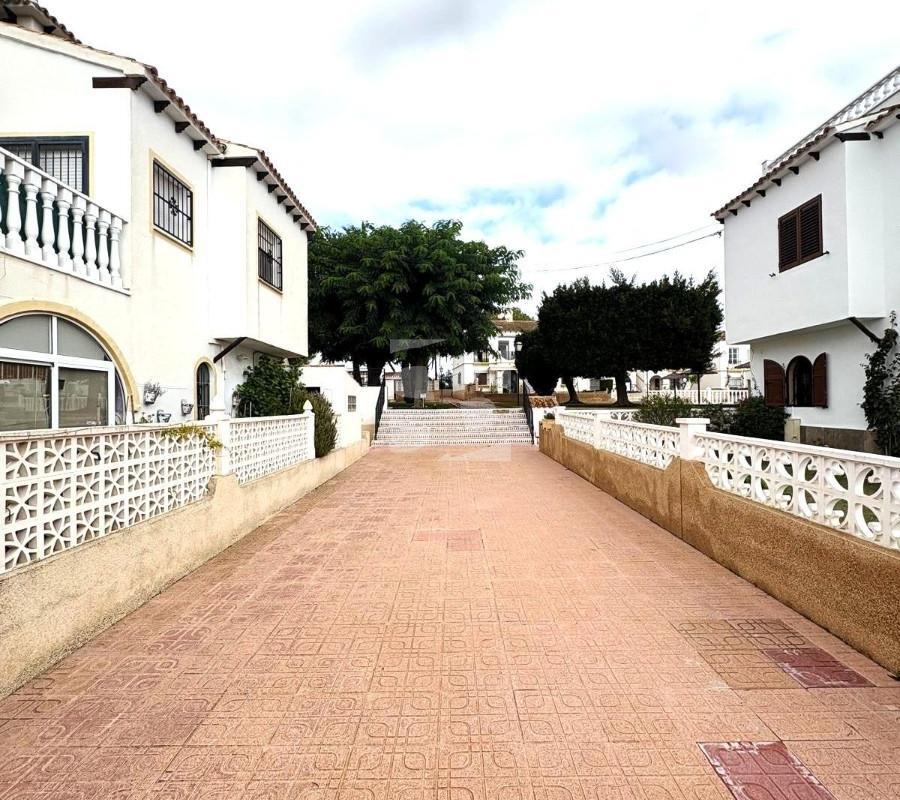Venta de bungalow en San Miguel de Salinas