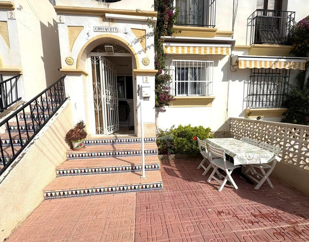 Venta de bungalow en San Miguel de Salinas