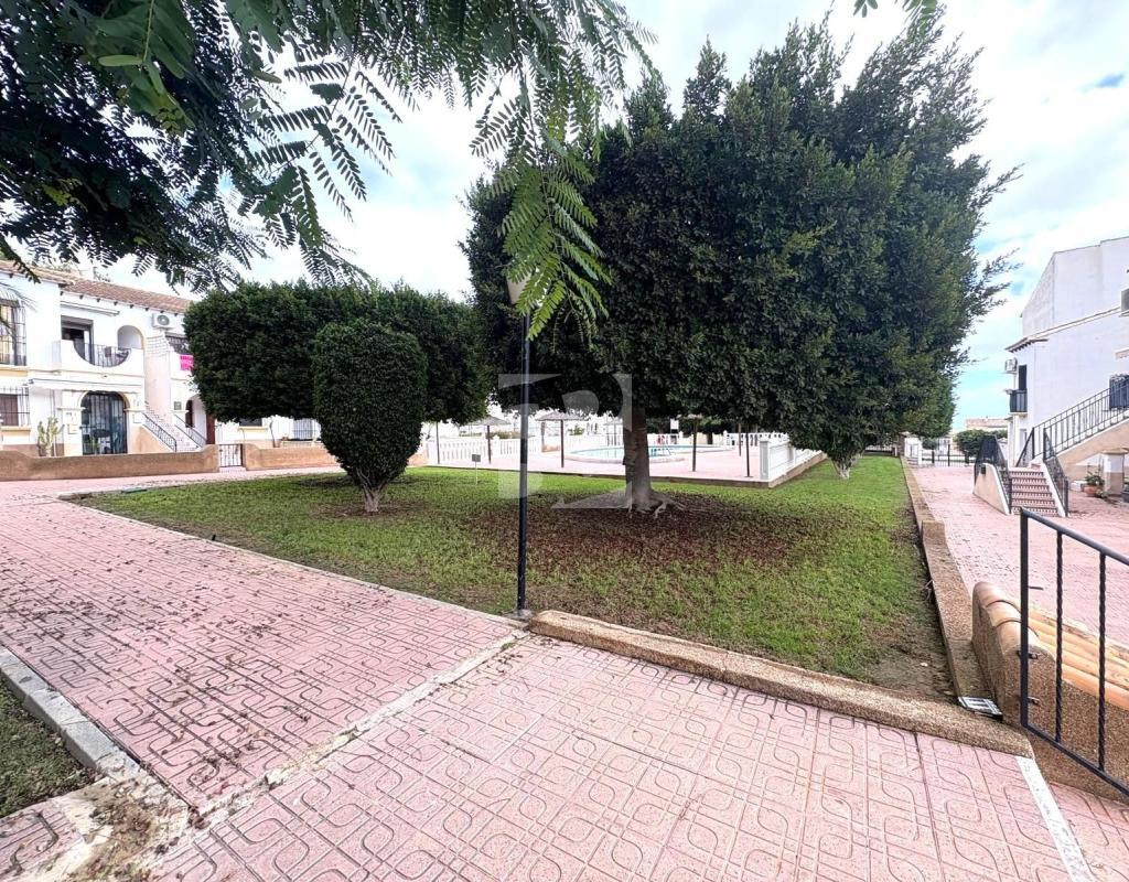 Venta de bungalow en San Miguel de Salinas