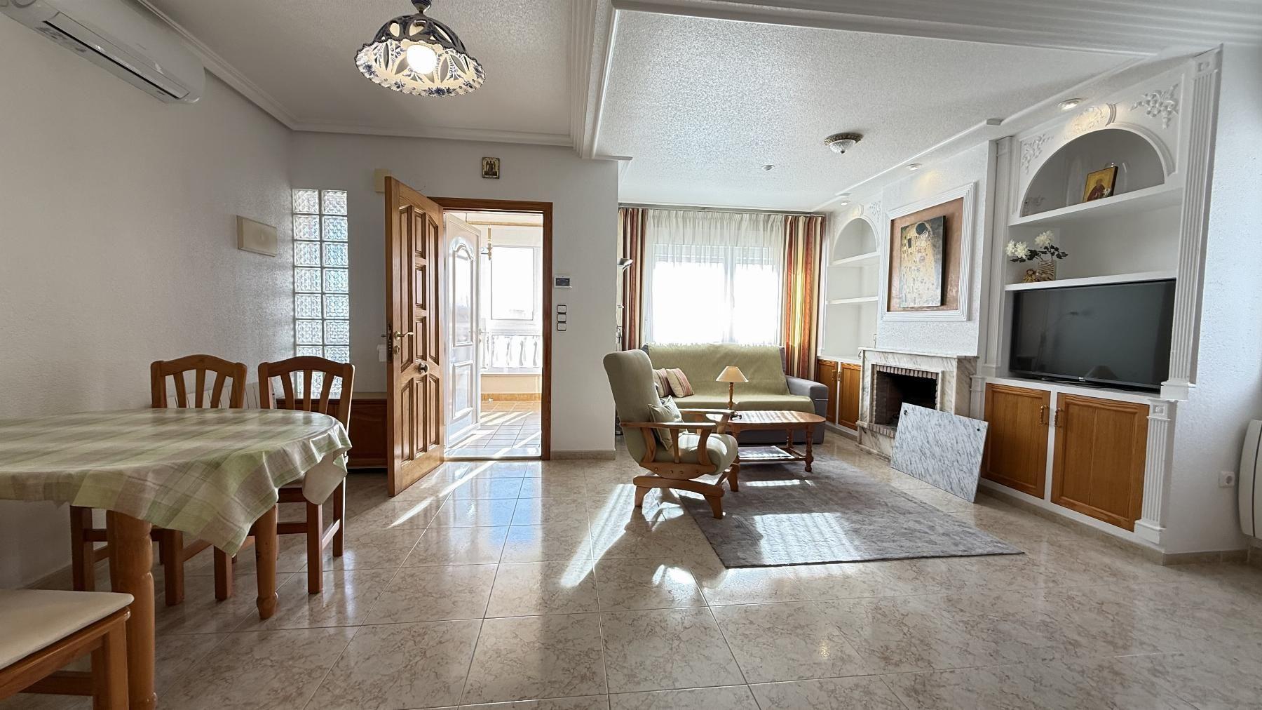 Venta de chalet en San Miguel de Salinas