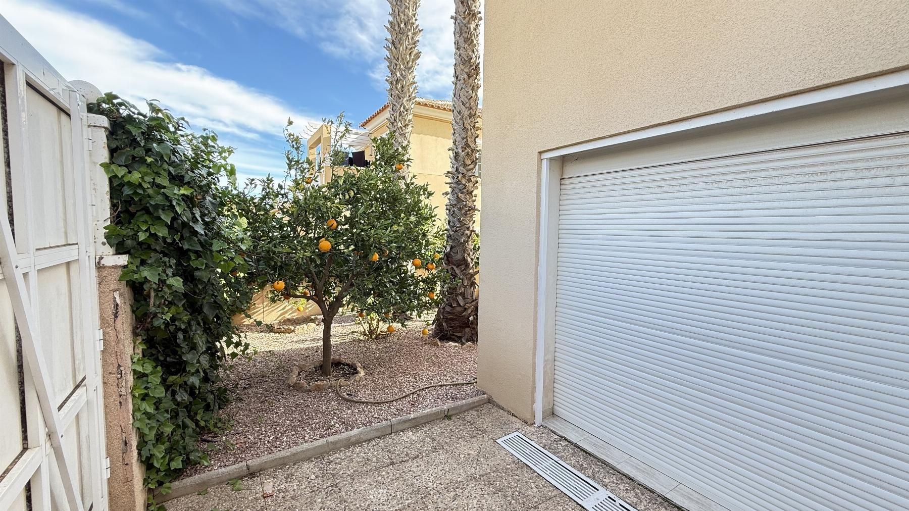 Venta de chalet en San Miguel de Salinas