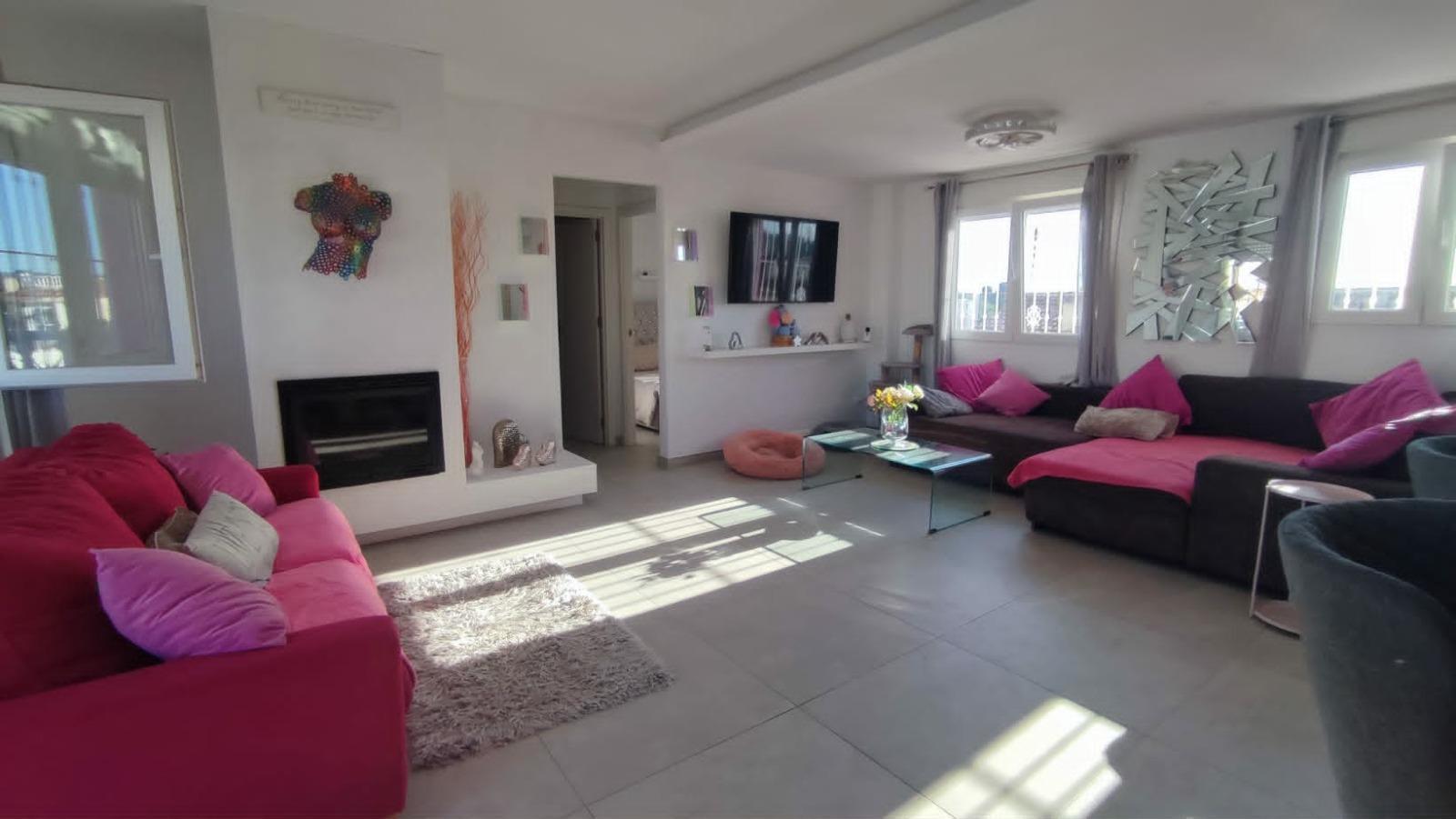 Venta de villa en San Miguel de Salinas