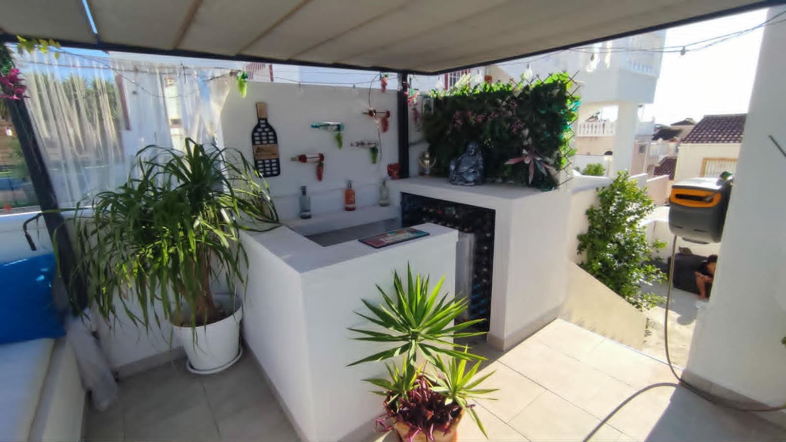Venta de villa en San Miguel de Salinas