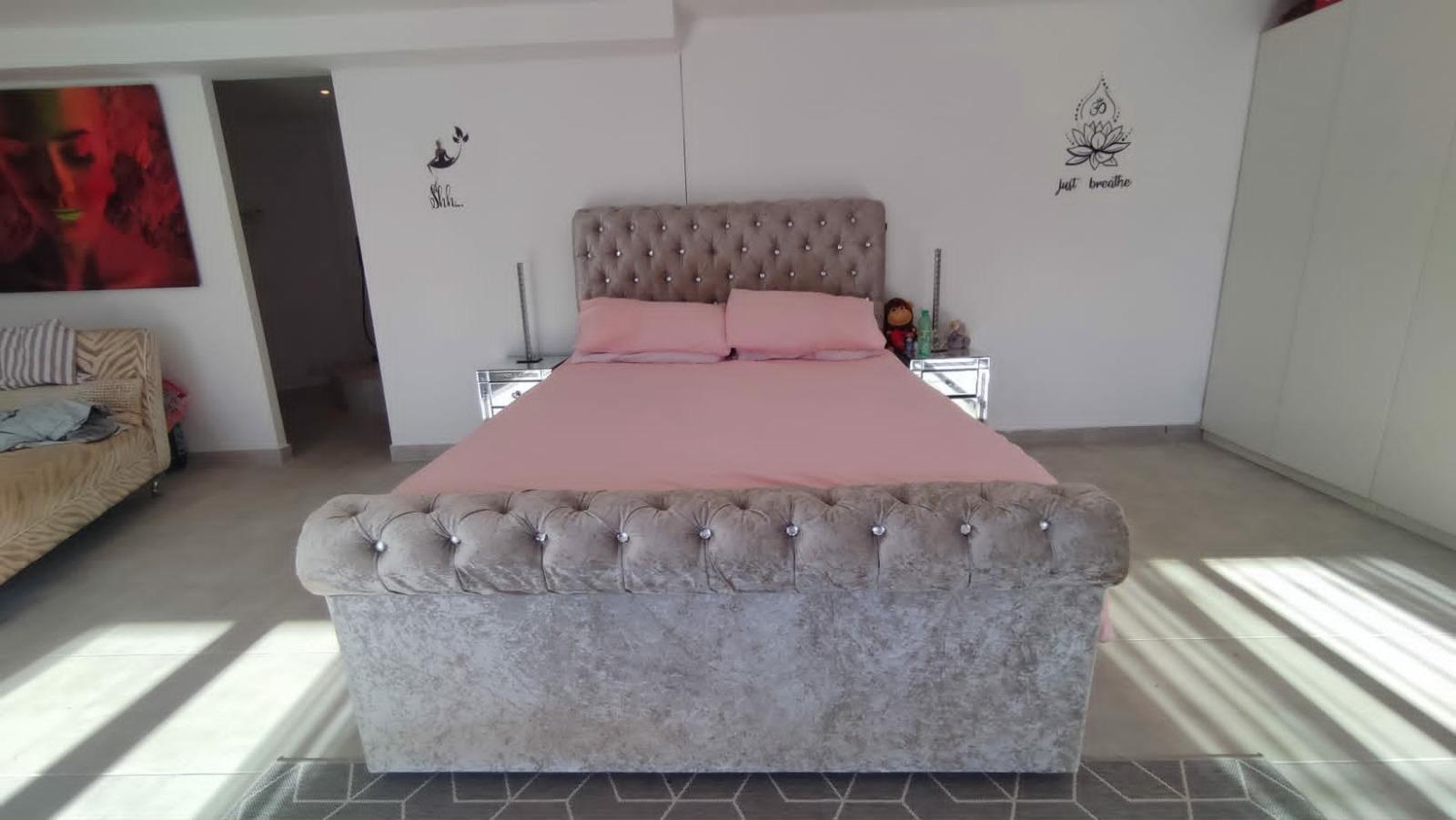 Venta de villa en San Miguel de Salinas