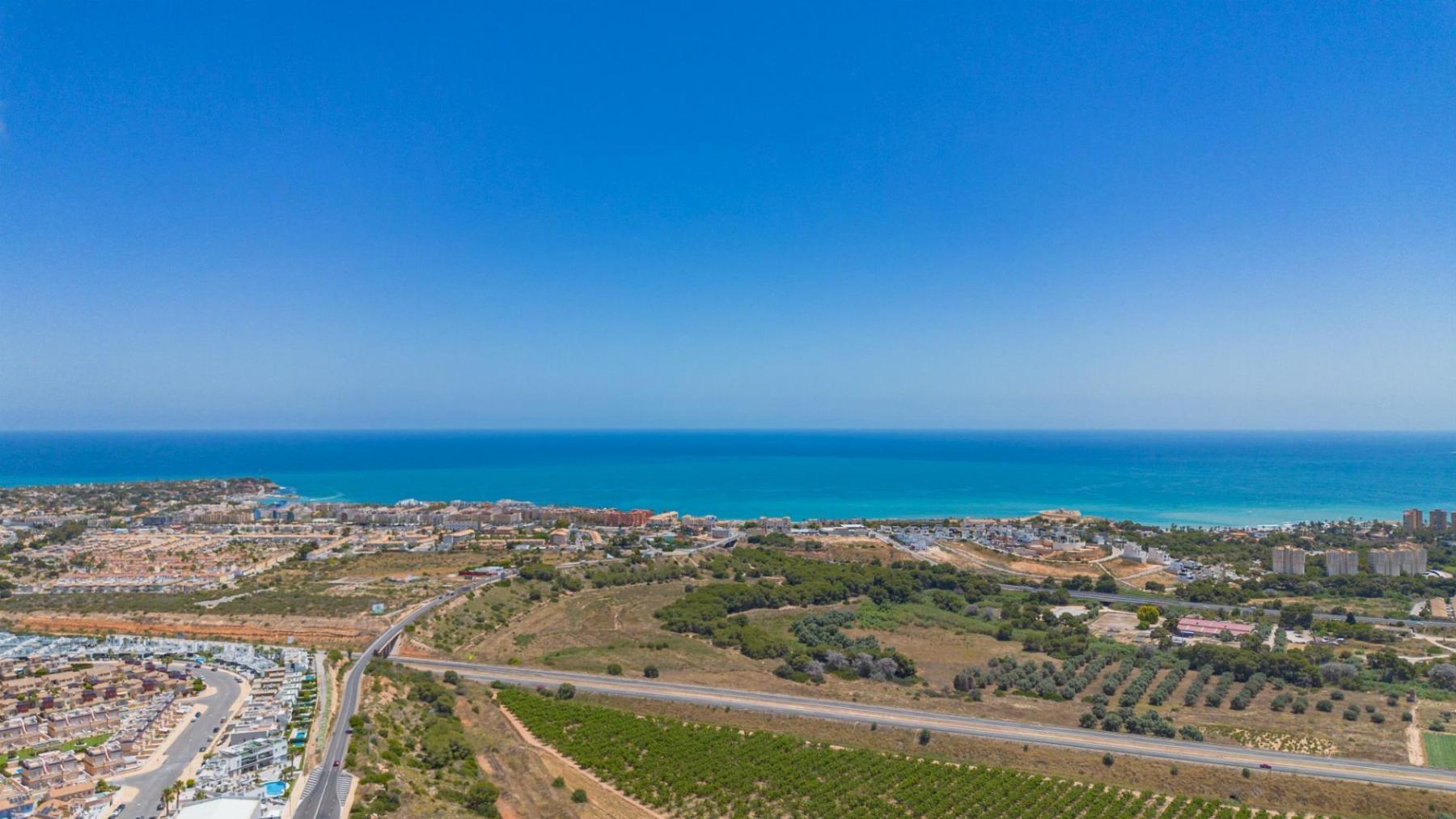 Venta de chalet en Orihuela Costa