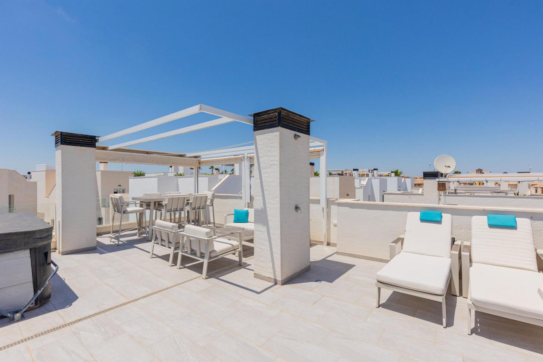 Venta de chalet en Orihuela Costa