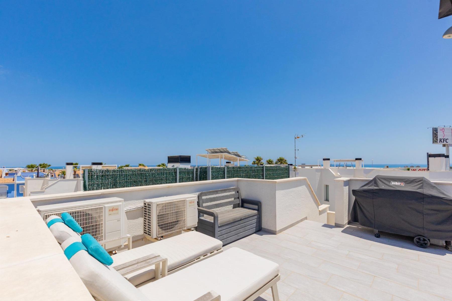 Venta de chalet en Orihuela Costa