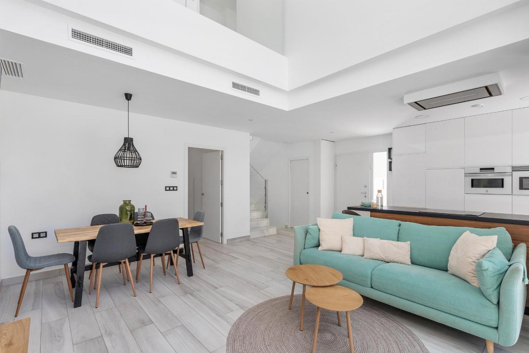 Venta de chalet en Orihuela Costa