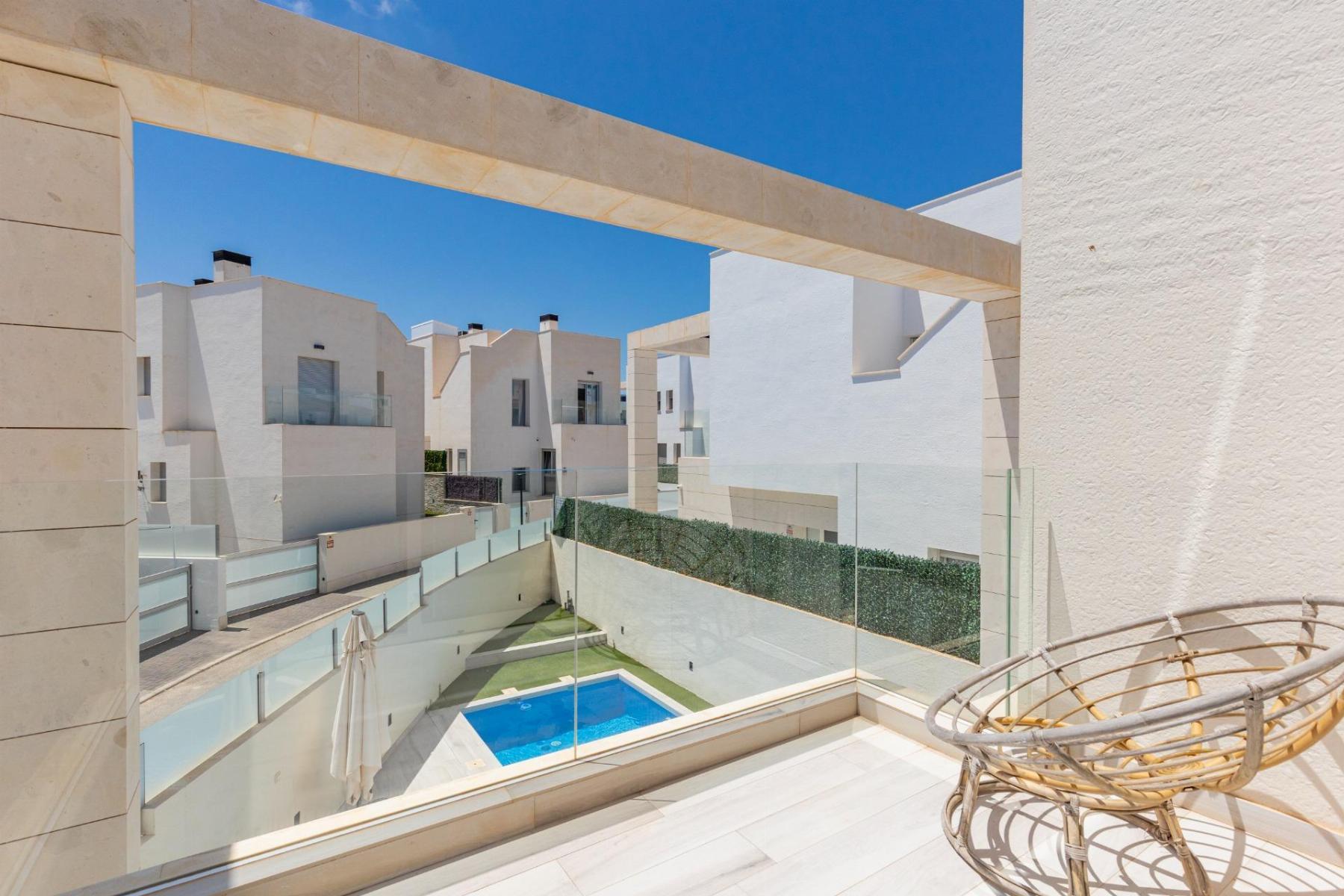 Venta de chalet en Orihuela Costa
