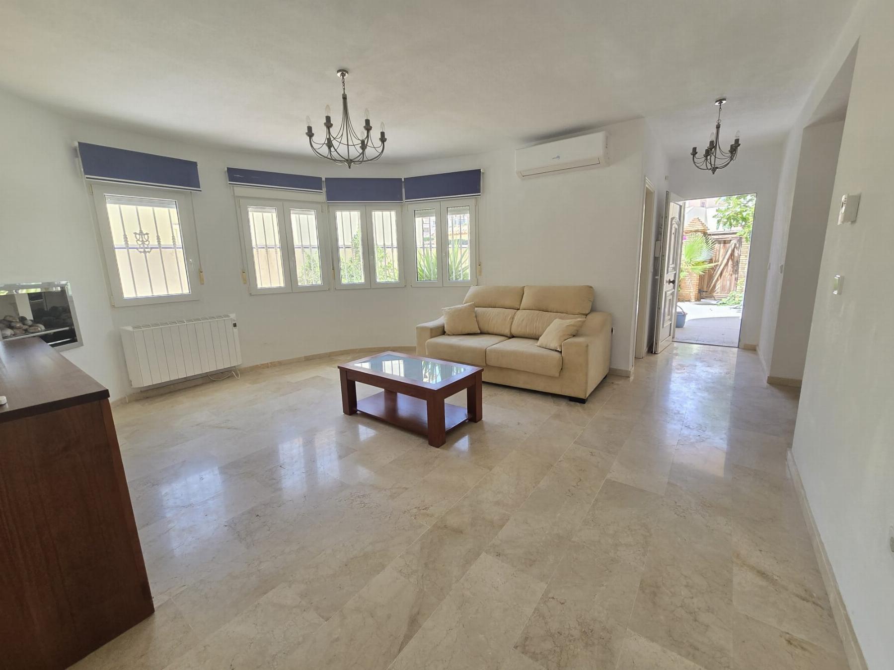 Venta de villa en Orihuela Costa