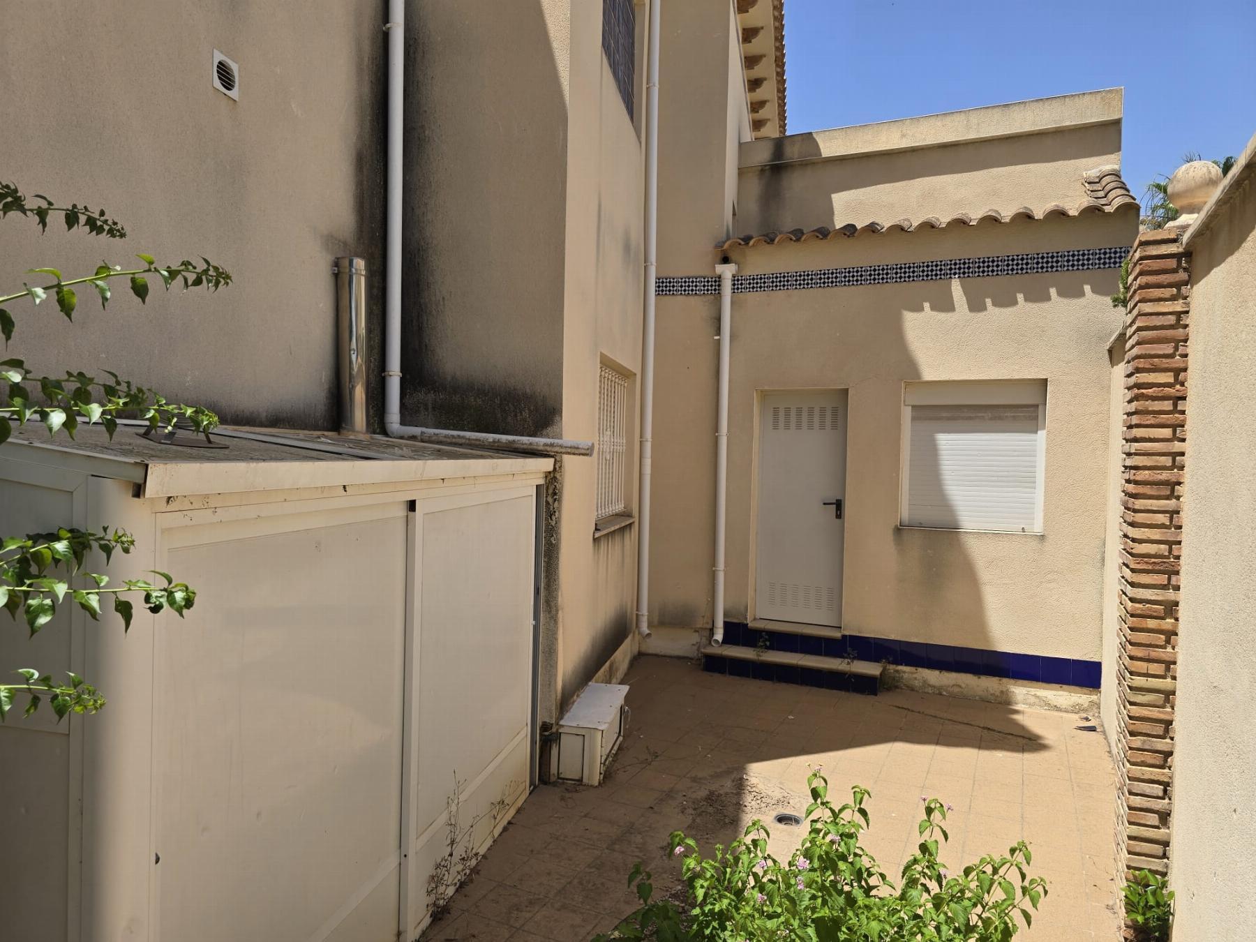 Venta de villa en Orihuela Costa