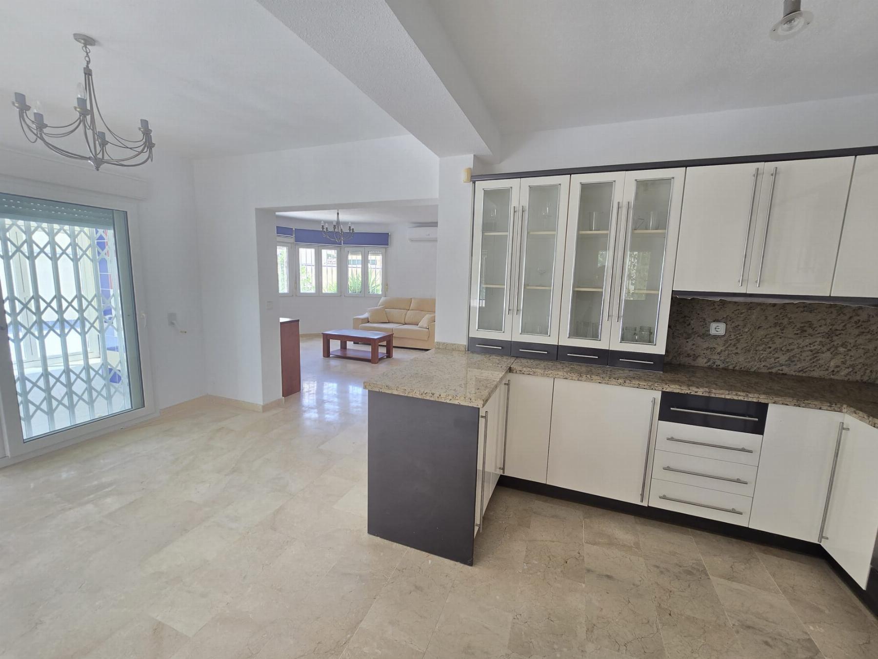Venta de villa en Orihuela Costa