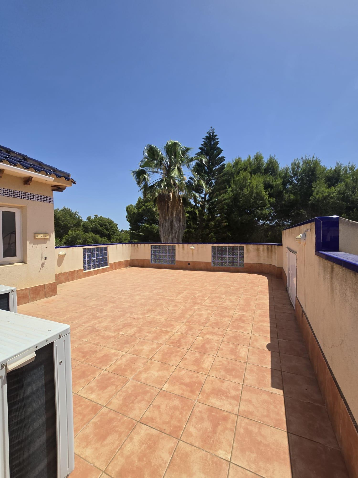Venta de villa en Orihuela Costa