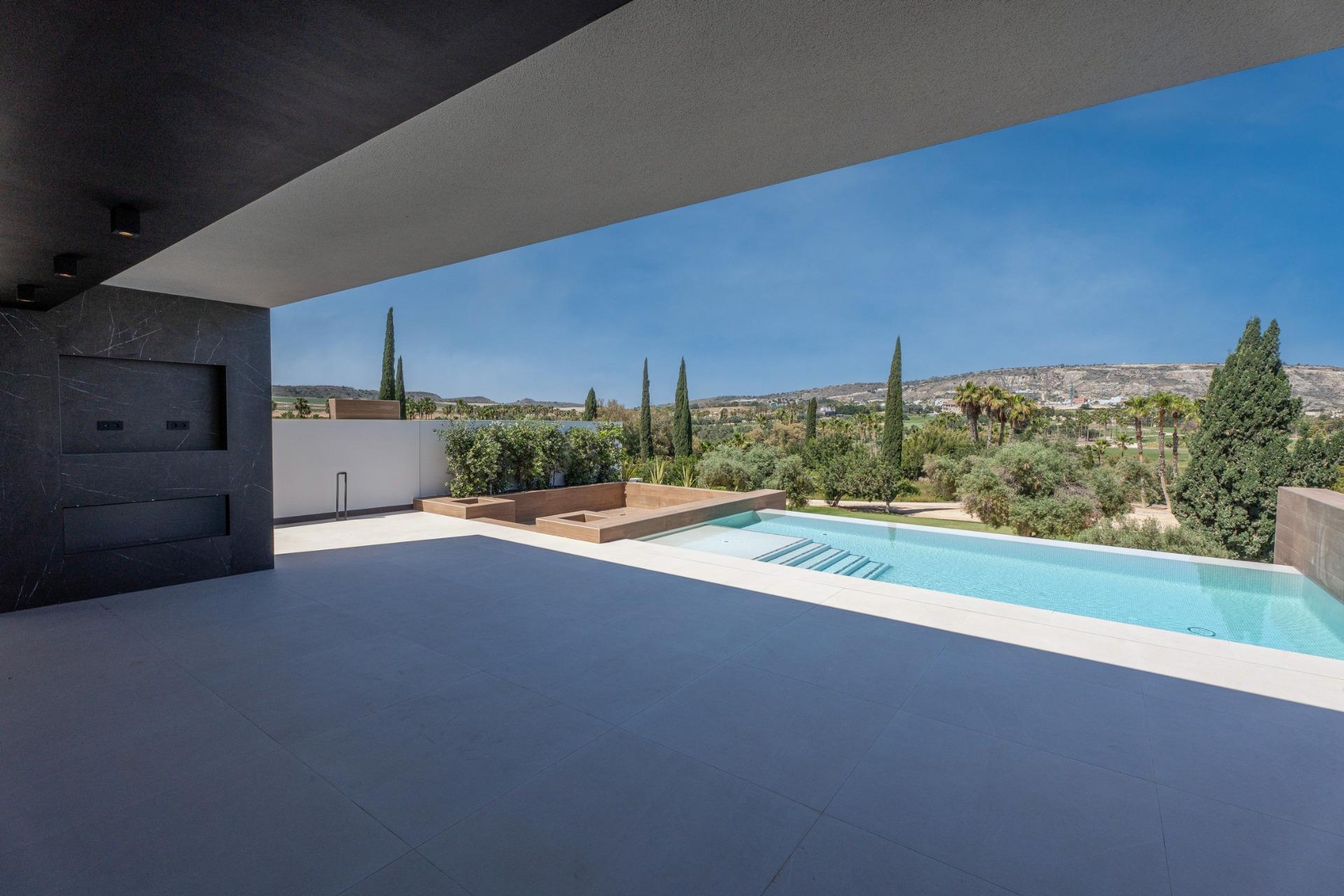 Venta de villa en Algorfa