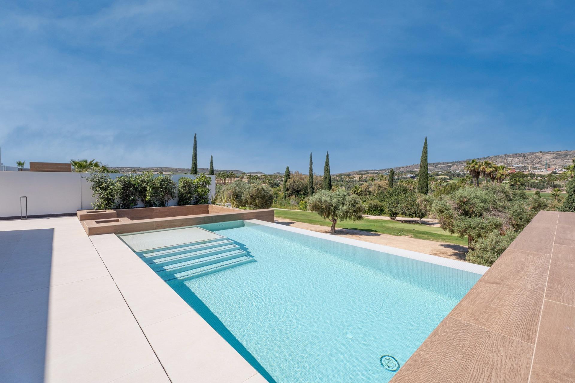 Venta de villa en Algorfa
