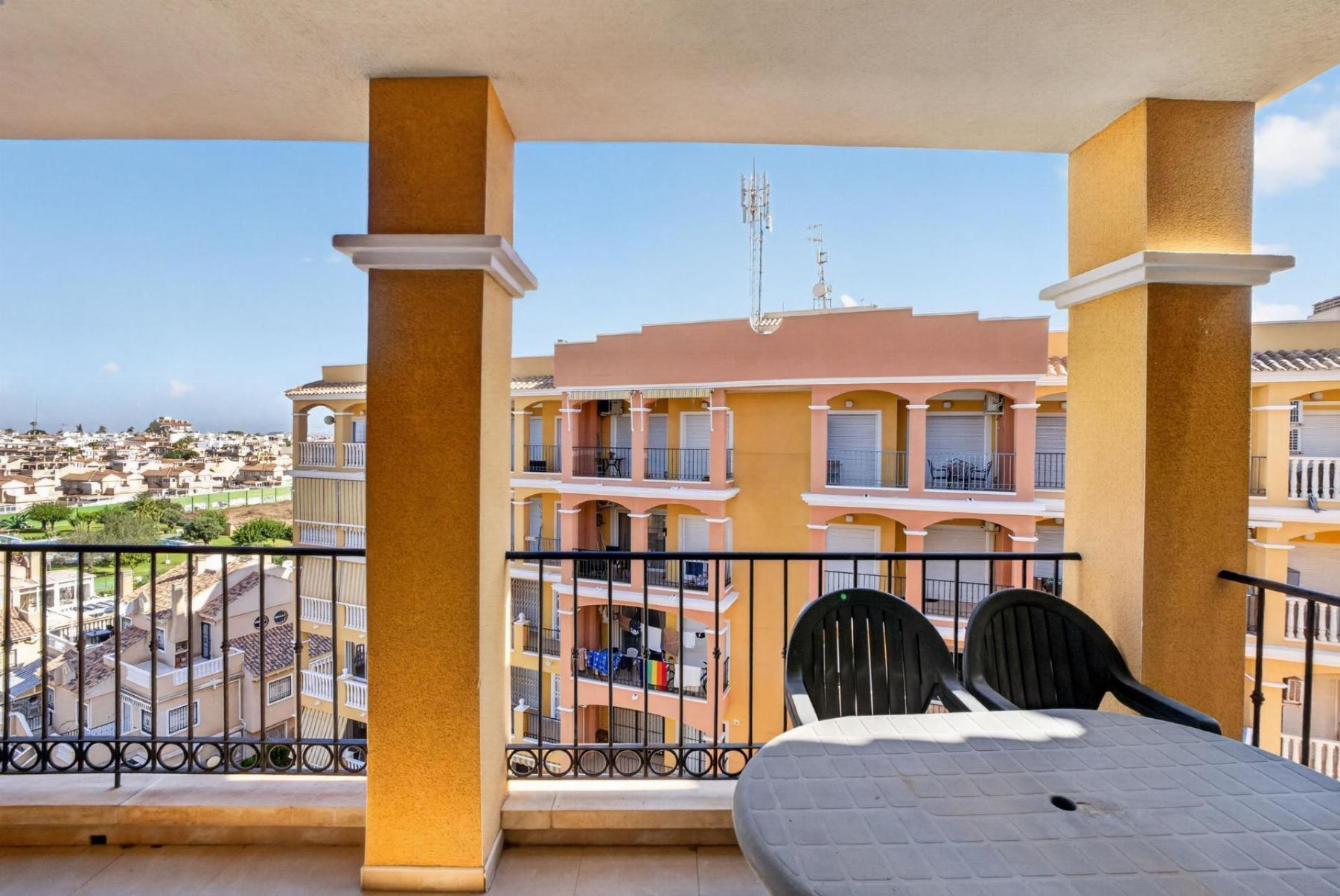 For sale of penthouse in Orihuela Costa