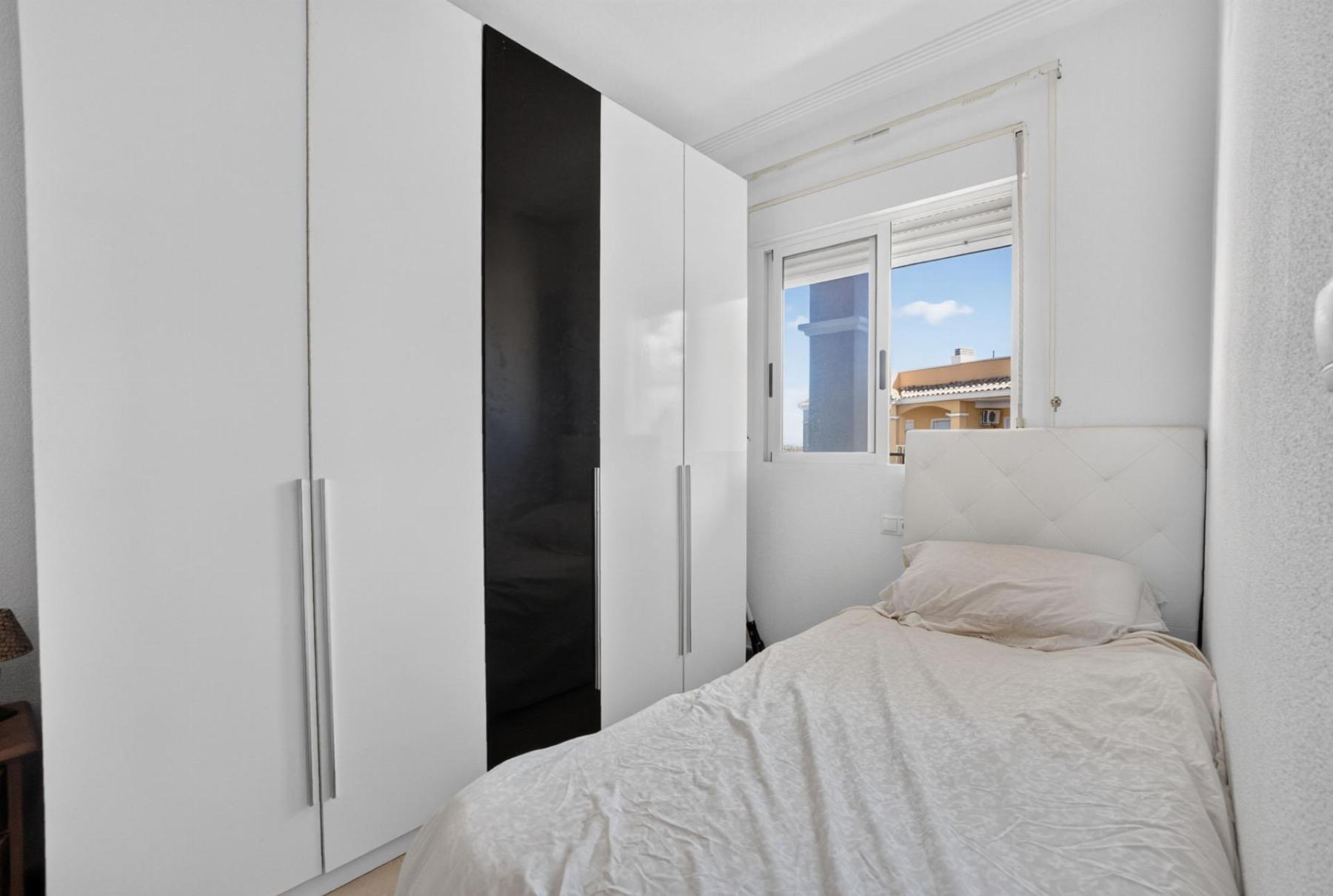 For sale of penthouse in Orihuela Costa