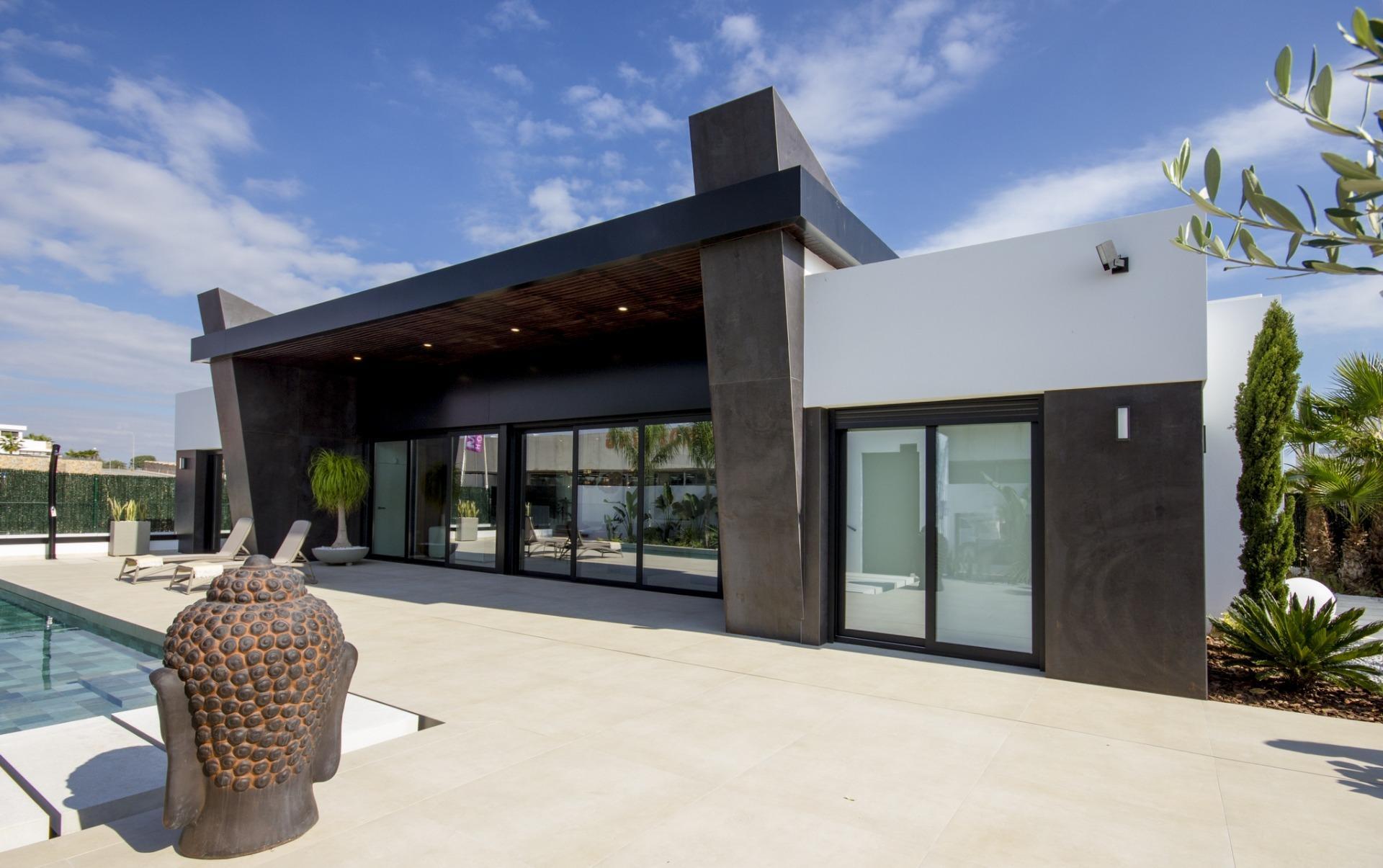 Venta de villa en Rojales