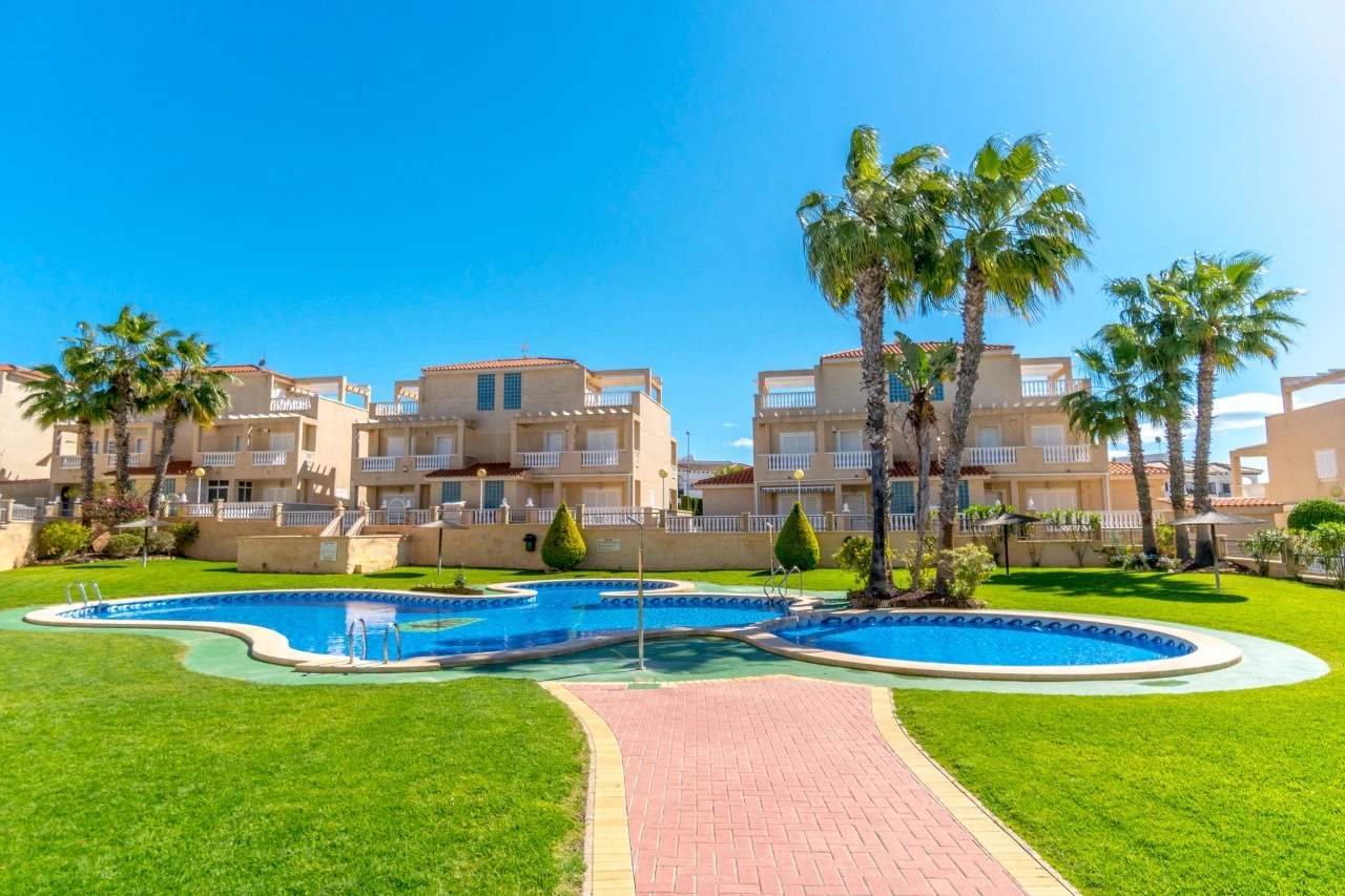 Venta de bungalow en Orihuela Costa