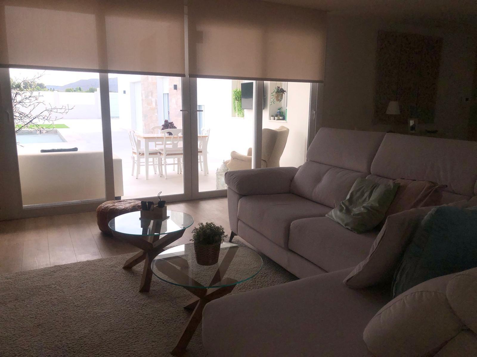 Venta de villa en Pinoso