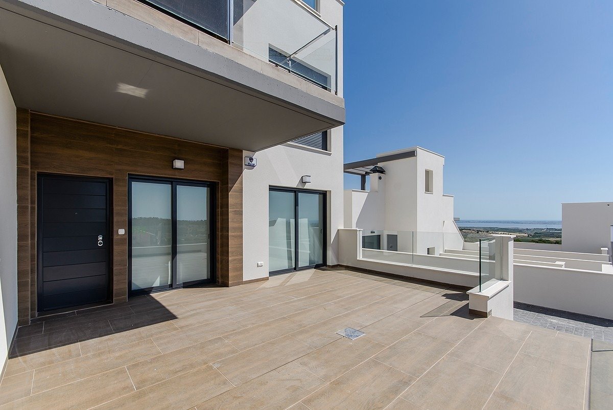 Venta de chalet en San Miguel de Salinas