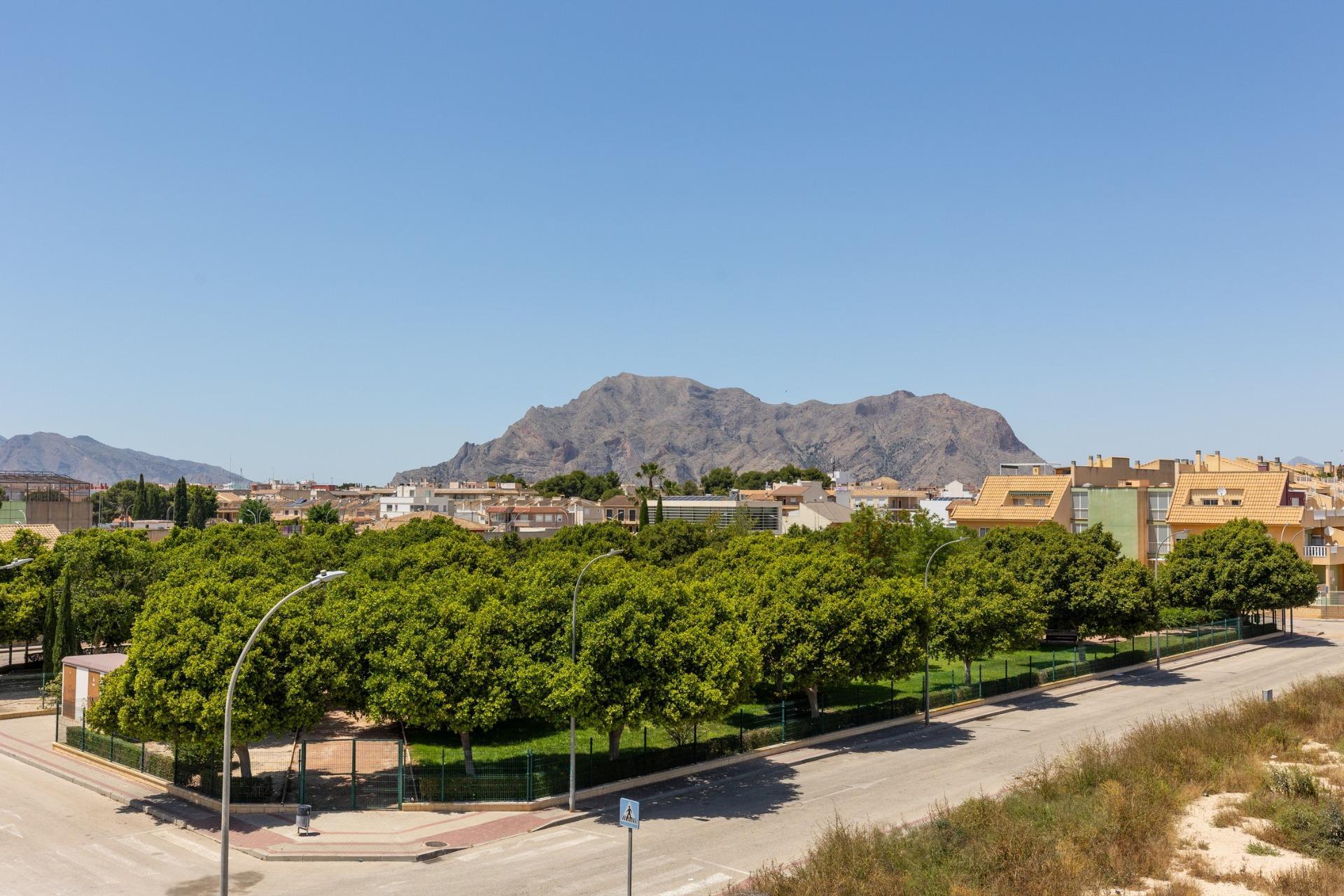 Venta de villa en Rafal