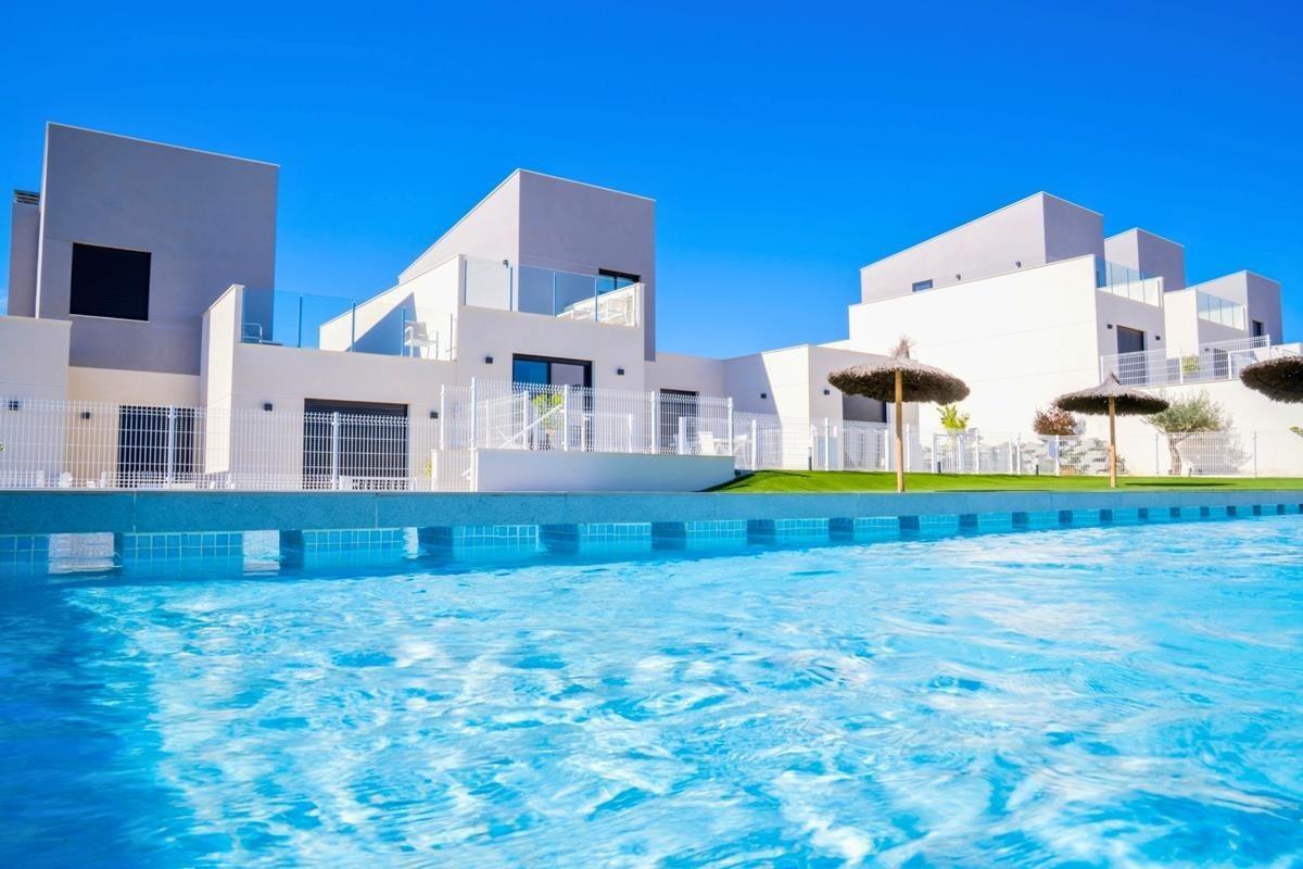 Venta de villa en Baños y Mendigo