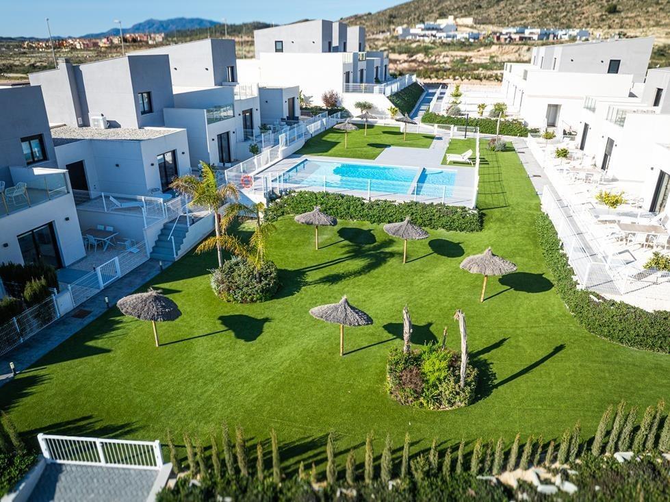 Venta de villa en Baños y Mendigo