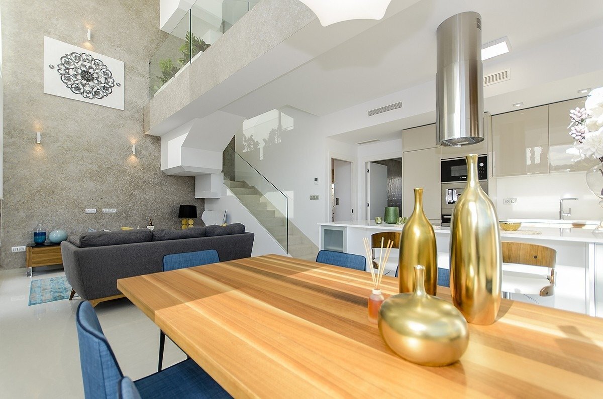 Venta de villa en Los Montesinos