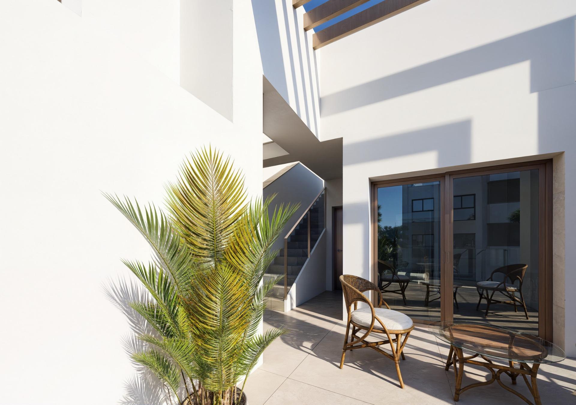 Venta de villa en Los Alcazares