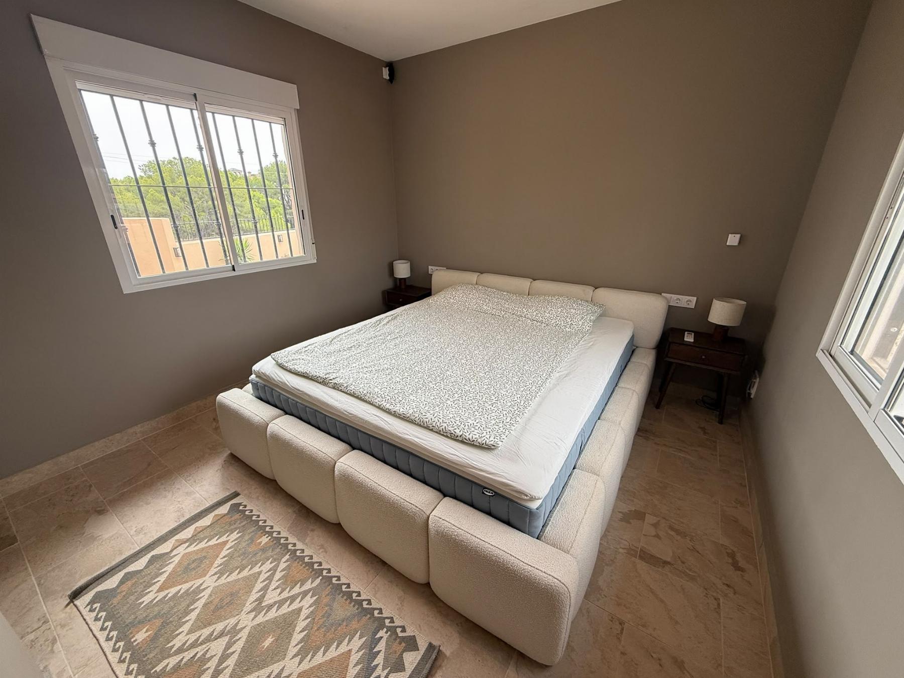 Venta de chalet en Orihuela Costa