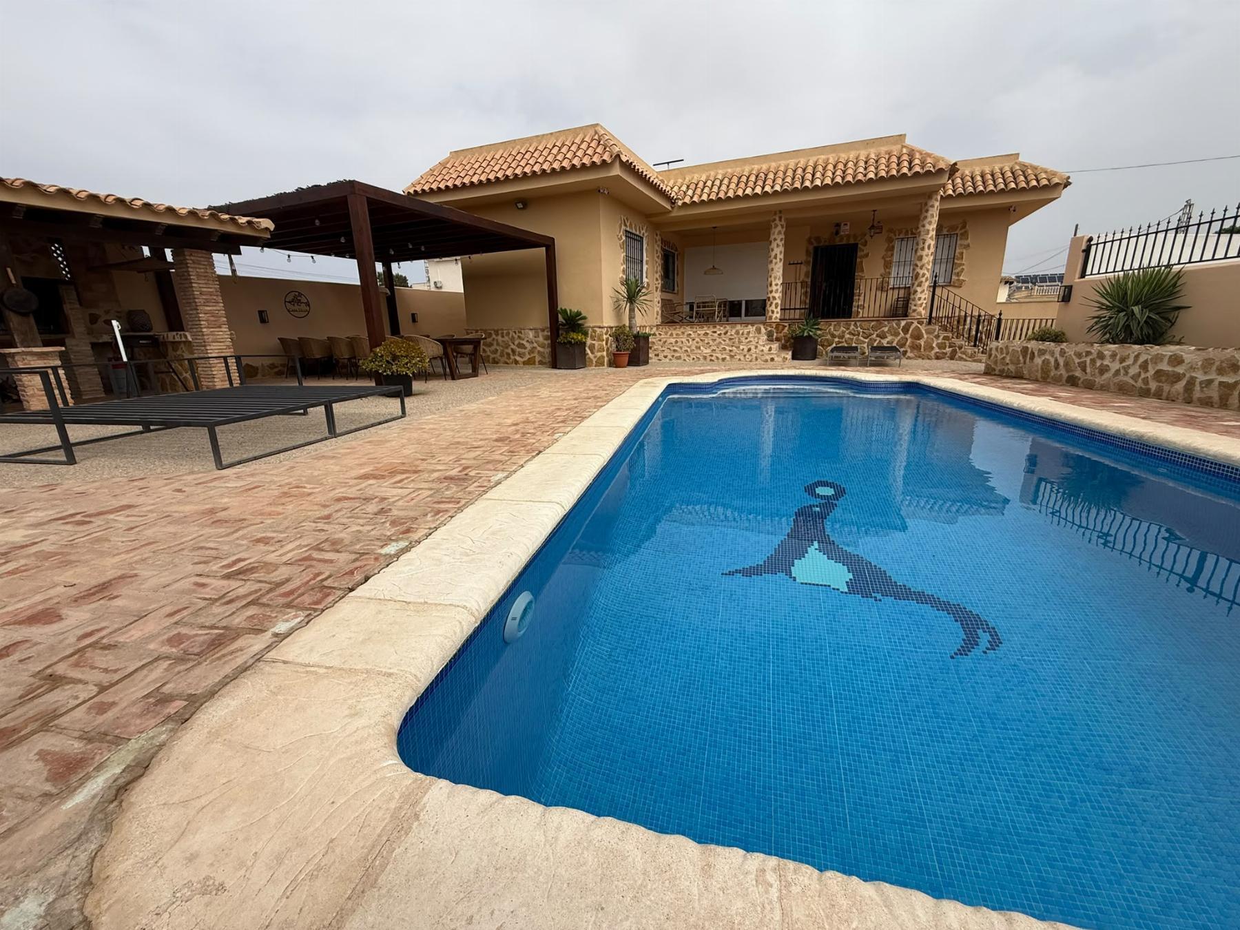Venta de chalet en Orihuela Costa