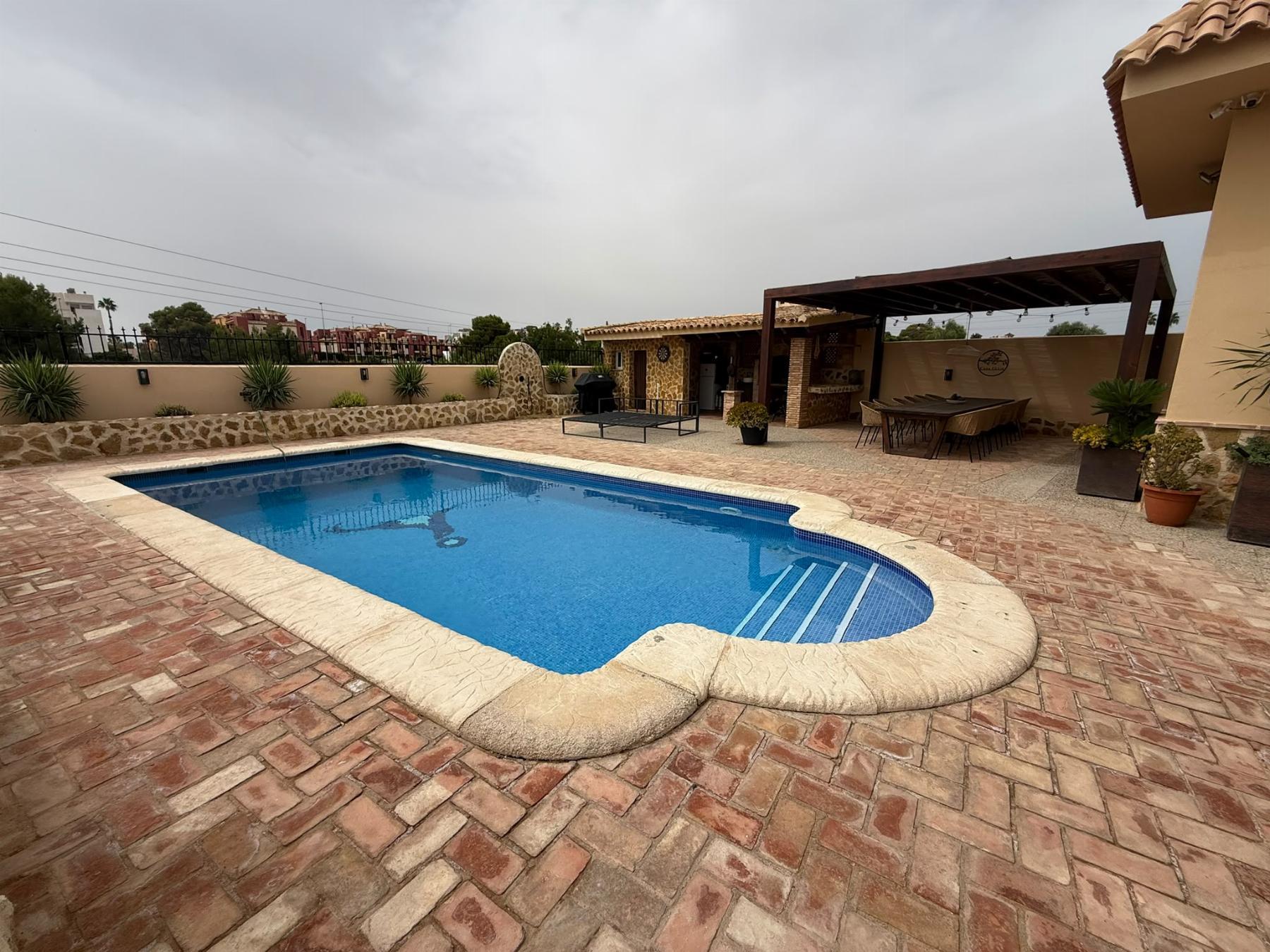 Venta de chalet en Orihuela Costa