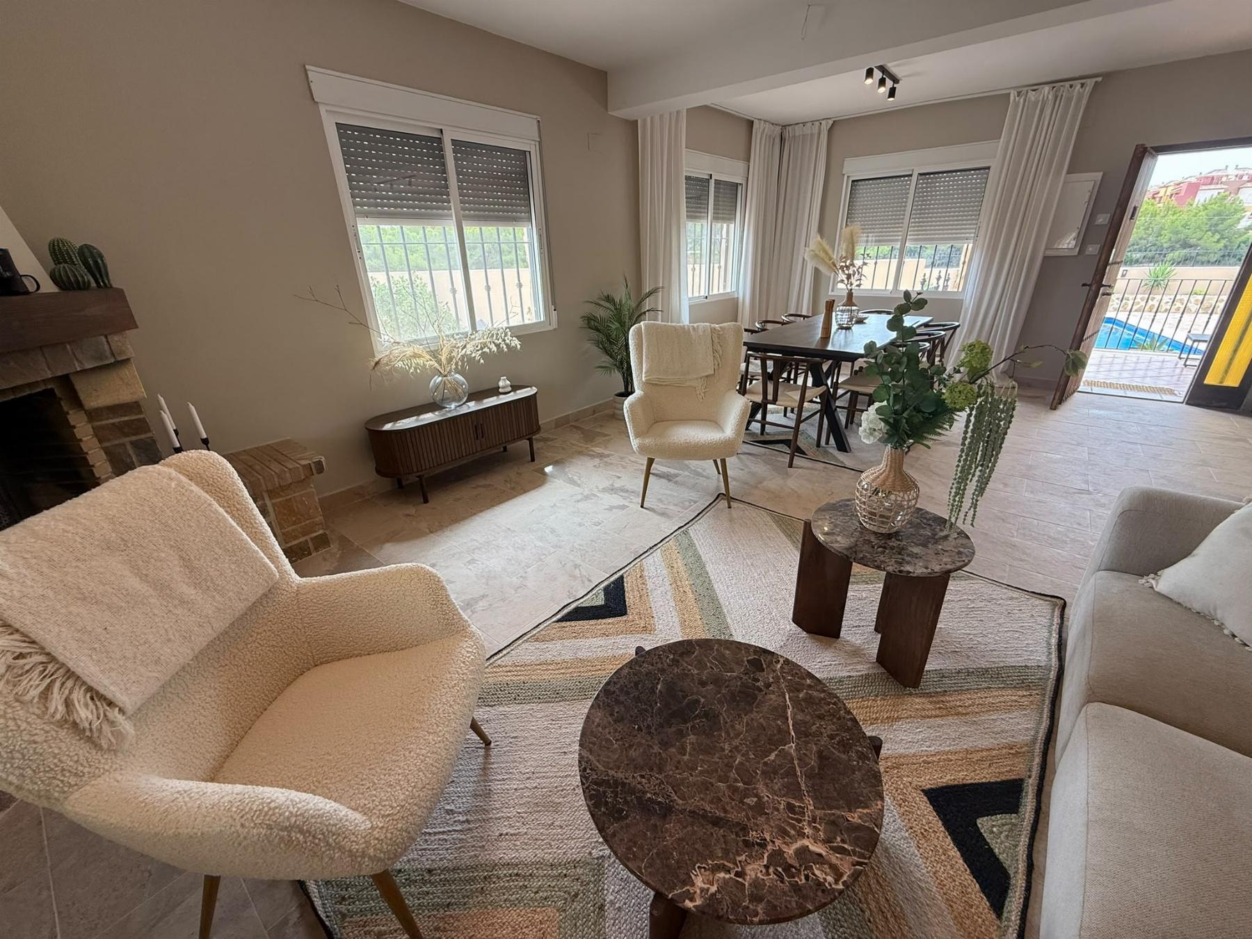 Venta de chalet en Orihuela Costa