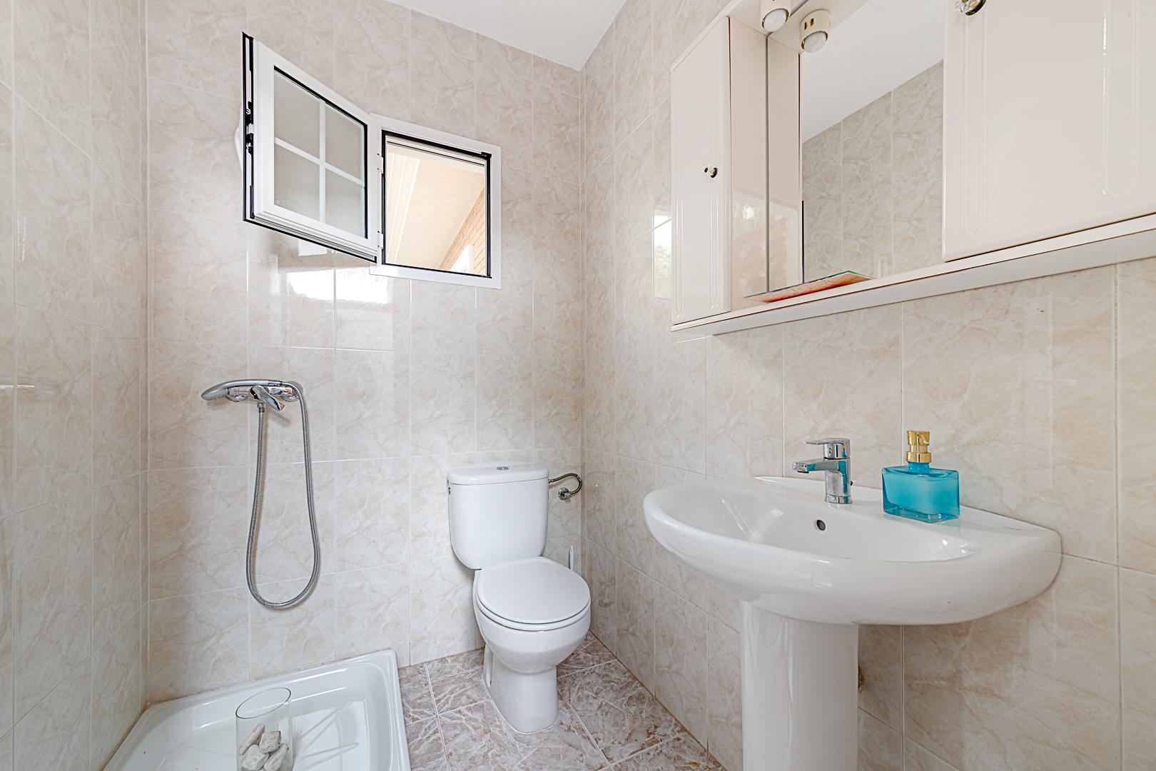 For sale of chalet in Torrevieja